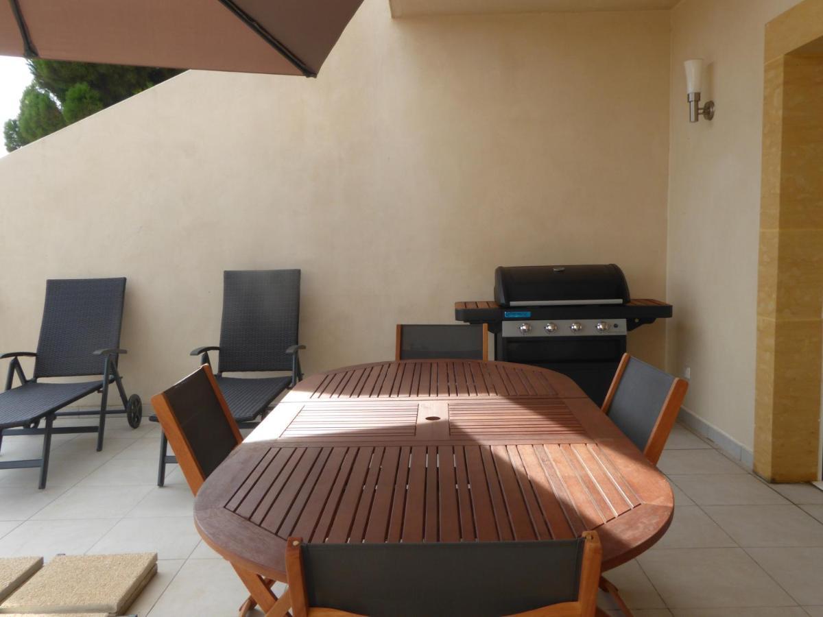 Apartment Domaine De L'herbe Sainte *
