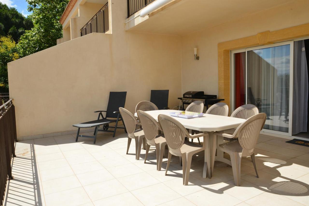 Domaine De L'herbe Sainte Apartment *